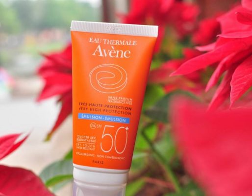 Kem chống nắng Avène Protection Emulsion SPF50+ cho da hỗn hợp