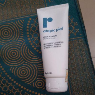 Kem dưỡng phục hồi da dị ứng Repavar Atopic Piel Facial Cream 50ml