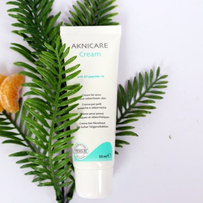 Kem Giảm Mụn Kiểm Soát Nhờn Aknicare Cream 50ml