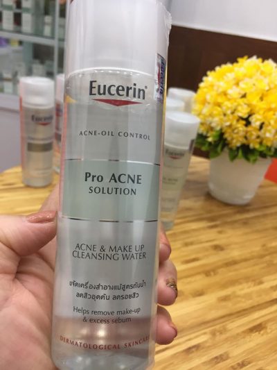 Nước Tẩy Trang Cho Da Dầu Mụn Eucerin Pro Acne Solution Make Up Cleansing Water 200ml